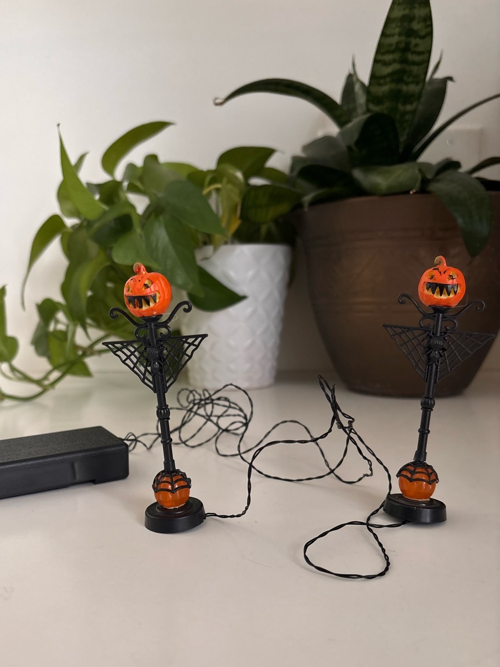 Set of 2 Lemax Halloween Miniature Pumpkin Light-up Streetlights Battery Powered